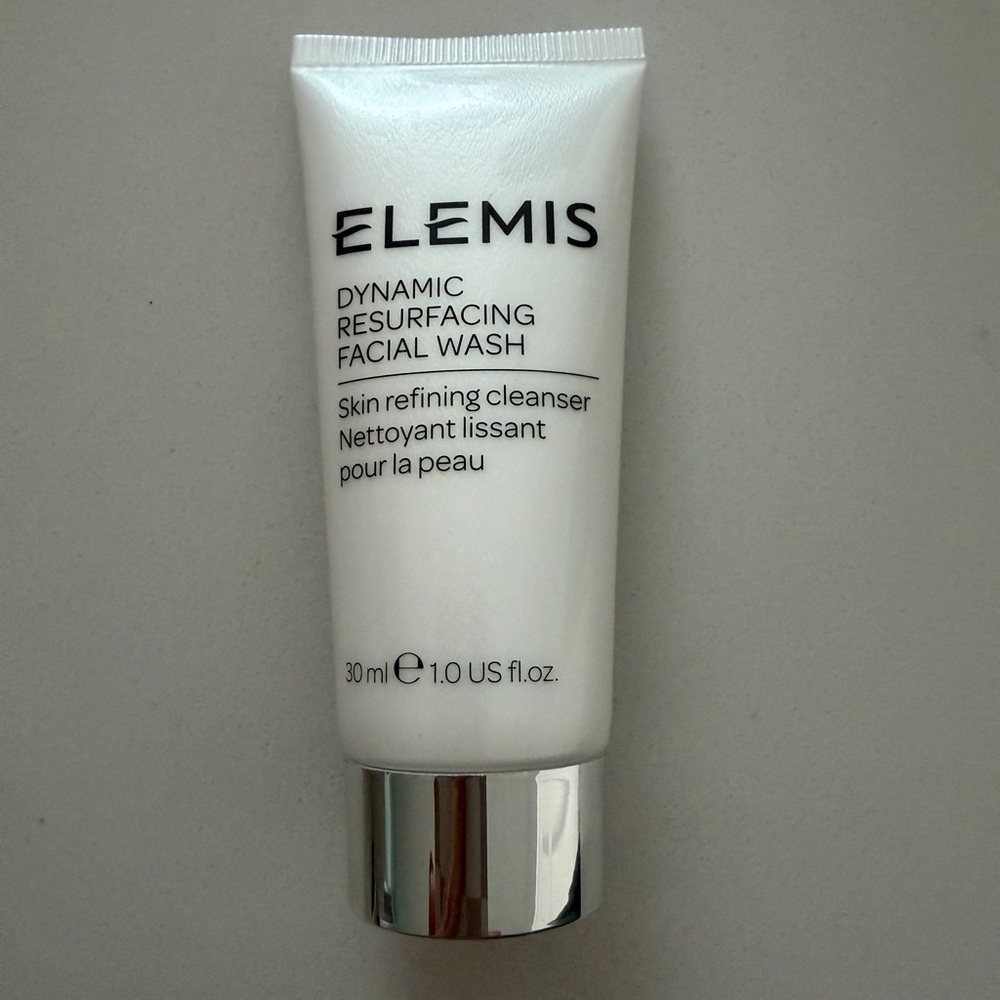 ELEMIS Dynamic Resurfacing Facial Wash - White with Silver Cap